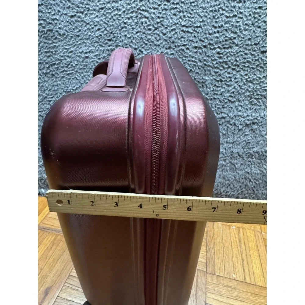 Samsonite Silhouette 16‎ Hardside Spinner Under-Seat Wheeled Luggage Burgundy